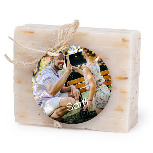 Lot de 6 savons avec étiquettes rondes Lot de 6 savons avec étiquettes rondes