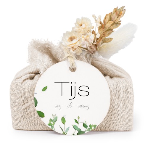 Tvålar i beige tygförpackningar med rund etikett (6 st)