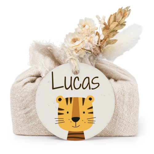 Tvålar i beige tygförpackningar med rund etikett (6 st)