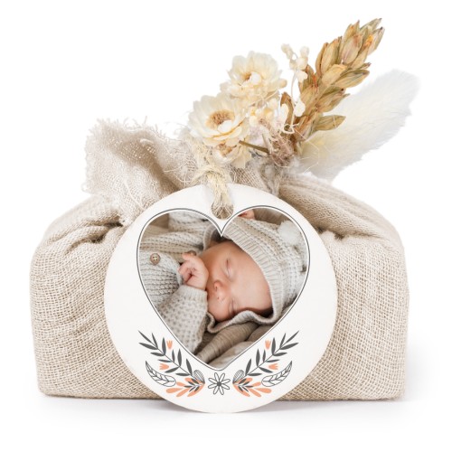 Tvålar i beige tygförpackningar med rund etikett (6 st)