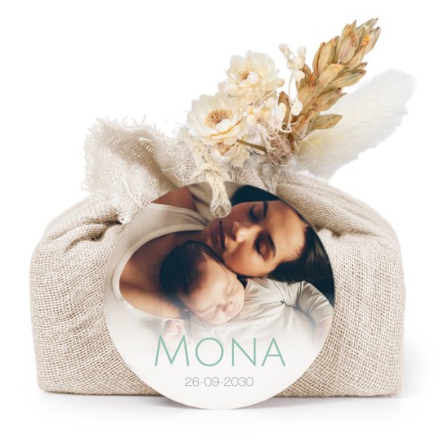 Lot de 6 savons avec emballage en coton beige et étiquettes rondes