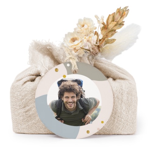 Beige cotton wrapped soaps with round label (6 pcs)