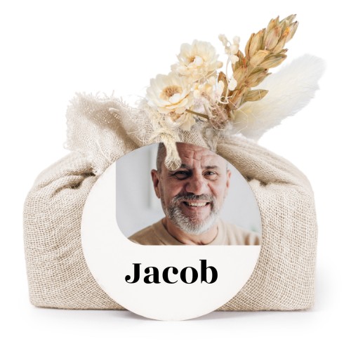 Lot de 6 savons avec emballage en coton beige et étiquettes rondes