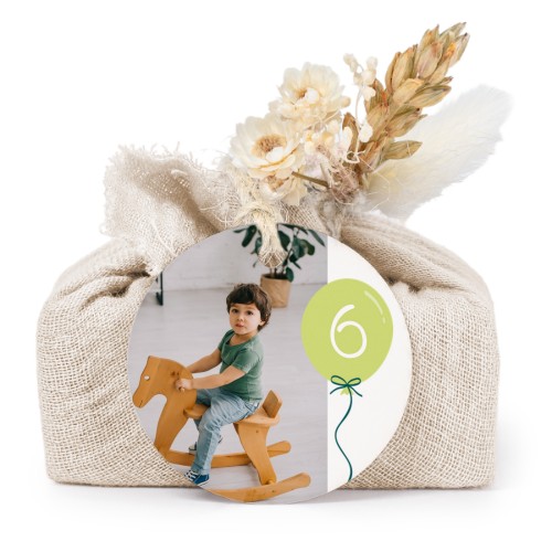 Tvålar i beige tygförpackningar med rund etikett (6 st)