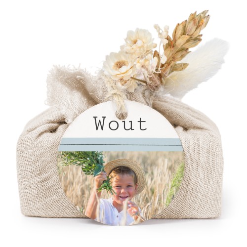 Såper i beige stoffinnpakninger med rundt merke (sett à 6)