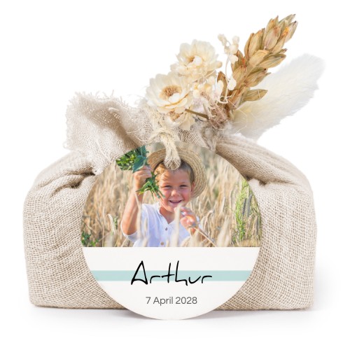 Seifen in beigefarbenem Tetra Pak mit rundem Etikett (6er-Set)