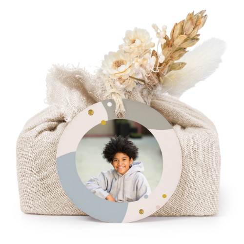 Beige cotton wrapped soaps with round label (6 pcs)