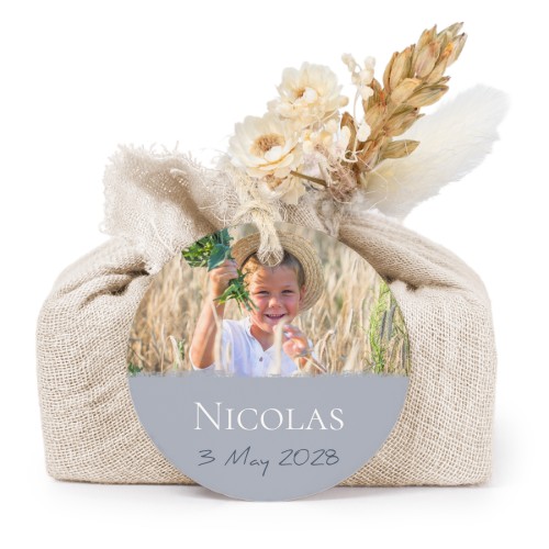 Seifen in beigefarbenem Tetra Pak mit rundem Etikett (6er-Set)