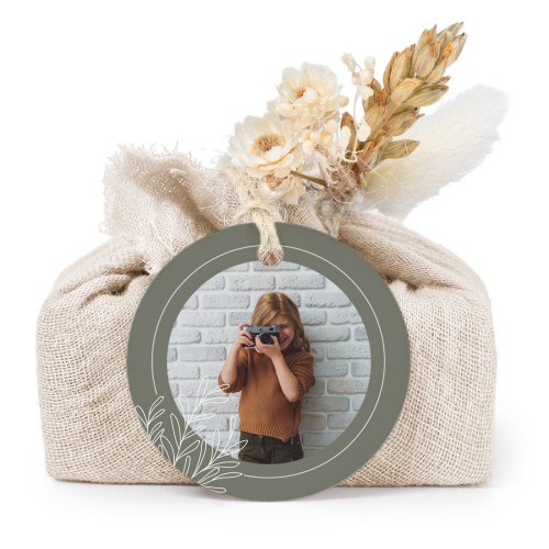 Seifen in beigefarbenem Tetra Pak mit rundem Etikett (6er-Set)