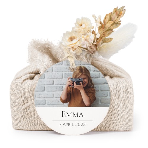 Seifen in beigefarbenem Tetra Pak mit rundem Etikett (6er-Set) Seifen in beigefarbenem Tetra Pak mit rundem Etikett (6er-Set)