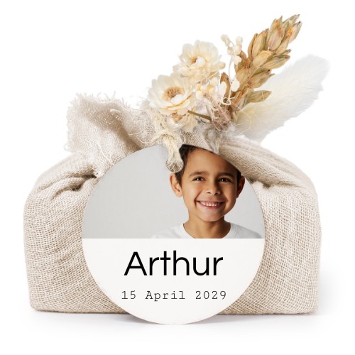 Seifen in beigefarbenem Tetra Pak mit rundem Etikett (6er-Set)