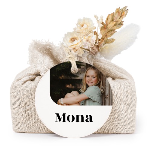 Lot de 6 savons avec emballage en coton beige et étiquettes rondes