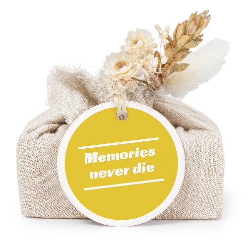 Såper i beige stoffinnpakninger med rundt merke (sett à 6)