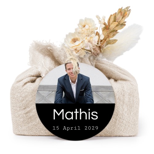 Seifen in beigefarbenem Tetra Pak mit rundem Etikett (6er-Set) Seifen in beigefarbenem Tetra Pak mit rundem Etikett (6er-Set)