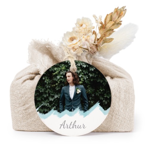 Seifen in beigefarbenem Tetra Pak mit rundem Etikett (6er-Set) Seifen in beigefarbenem Tetra Pak mit rundem Etikett (6er-Set)