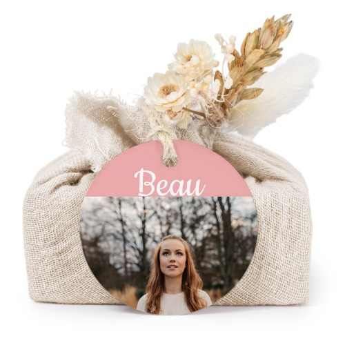 Lot de 6 savons avec emballage en coton beige et étiquettes rondes