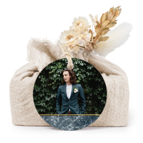 Lot de 6 savons avec emballage en coton beige et étiquettes rondes