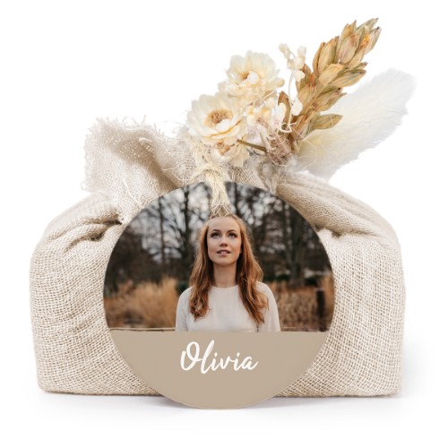 Lot de 6 savons avec emballage en coton beige et étiquettes rondes