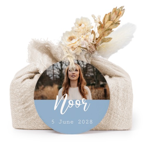 Sæber i beige stofindpakninger med rundt mærke (sæt á 6)