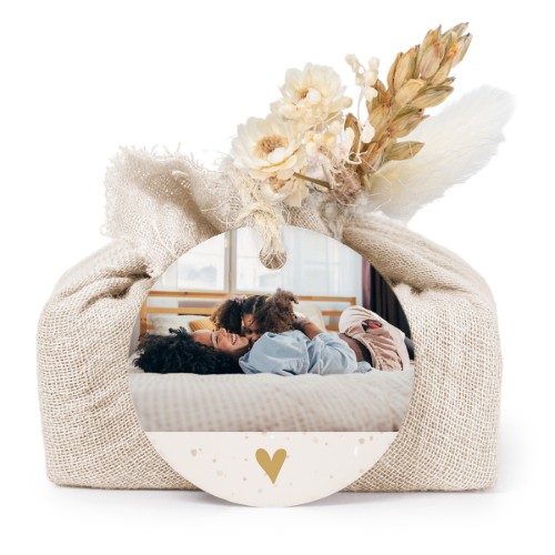 Lot de 6 savons avec emballage en coton beige et étiquettes rondes Lot de 6 savons avec emballage en coton beige et étiquettes rondes