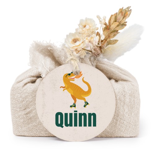 Såper i beige stoffinnpakninger med rundt merke (sett à 6)