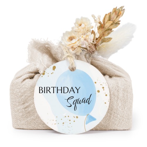 Såper i beige stoffinnpakninger med rundt merke (sett à 6)