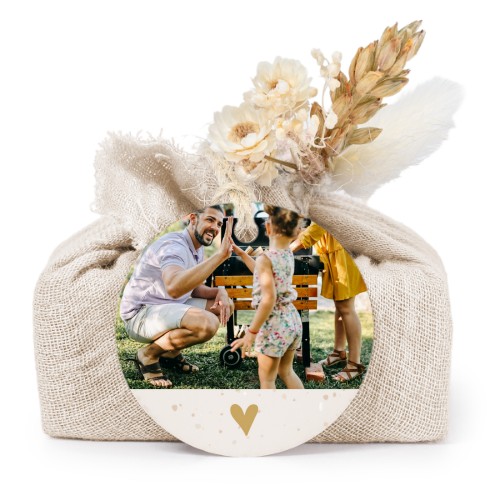 Seifen in beigefarbenem Tetra Pak mit rundem Etikett (6er-Set)