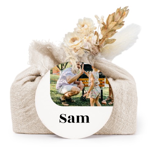 Lot de 6 savons avec emballage en coton beige et étiquettes rondes Lot de 6 savons avec emballage en coton beige et étiquettes rondes