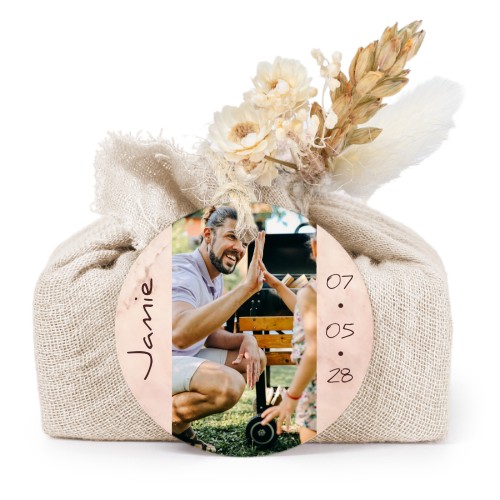 Lot de 6 savons avec emballage en coton beige et étiquettes rondes Lot de 6 savons avec emballage en coton beige et étiquettes rondes