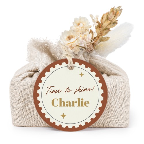 Tvålar i beige tygförpackningar med rund etikett (6 st)