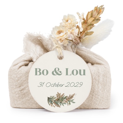 Lot de 6 savons avec emballage en coton beige et étiquettes rondes