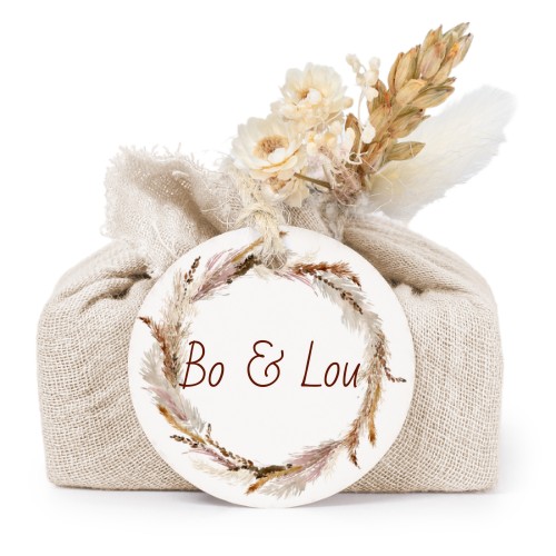 Beige cotton wrapped soaps with round label (6 pcs)