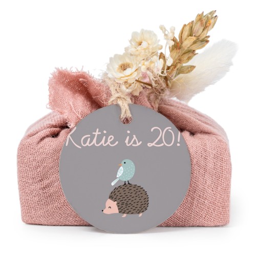 Pink cotton wrapped soaps with round label (6 pcs)