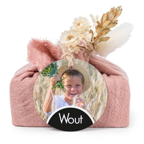 Såper i rosa stoffinnpakninger med rundt merke (sett à 6)