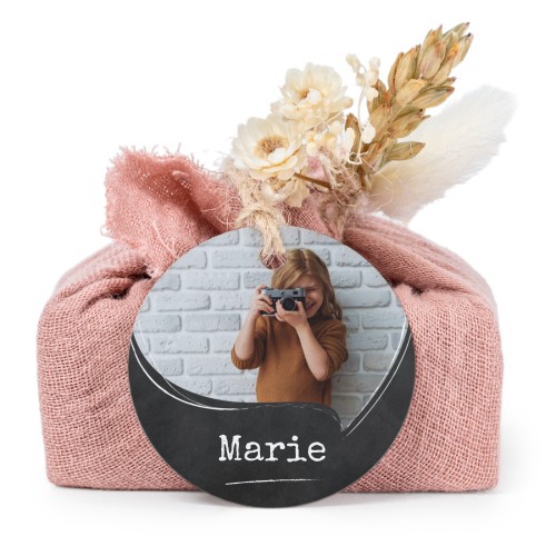 Pink cotton wrapped soaps with round label (6 pcs)