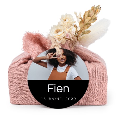 Pink cotton wrapped soaps with round label (6 pcs)