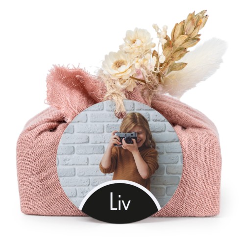 Sæber i lyserøde stofindpakninger med rundt mærke (sæt á 6)