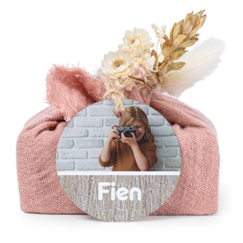 Pink cotton wrapped soaps with round label (6 pcs)