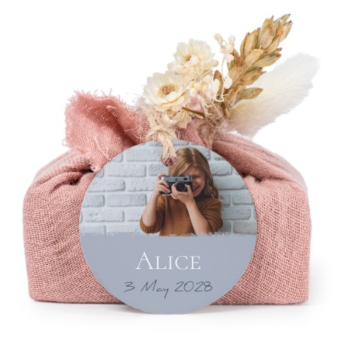 Såper i rosa stoffinnpakninger med rundt merke (sett à 6)