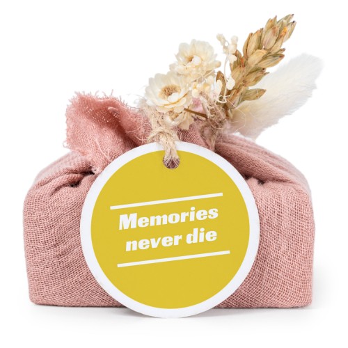 Såper i rosa stoffinnpakninger med rundt merke (sett à 6)