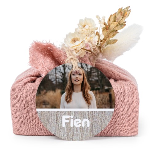 Pink cotton wrapped soaps with round label (6 pcs)