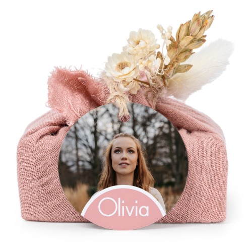 Sæber i lyserøde stofindpakninger med rundt mærke (sæt á 6)