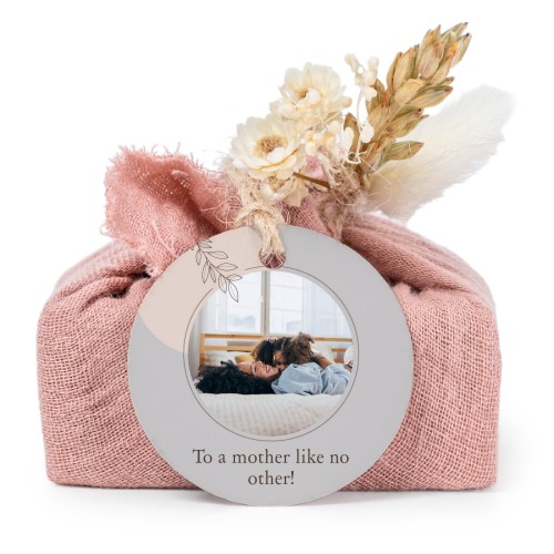 TvÄlar i rosa tygförpackningar med rund etikett (6 st) TvÄlar i rosa tygförpackningar med rund etikett (6 st)