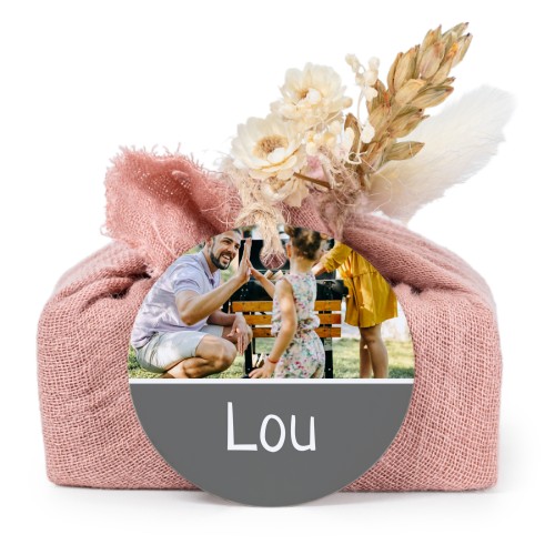 Såper i rosa stoffinnpakninger med rundt merke (sett à 6)