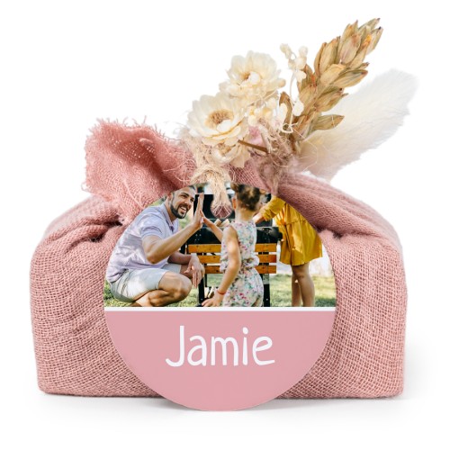 Pink cotton wrapped soaps with round label (6 pcs)