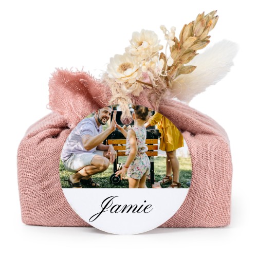 Tvålar i rosa tygförpackningar med rund etikett (6 st)