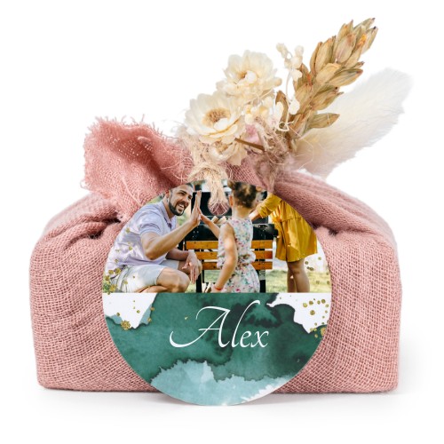 Såper i rosa stoffinnpakninger med rundt merke (sett à 6) Såper i rosa stoffinnpakninger med rundt merke (sett à 6)