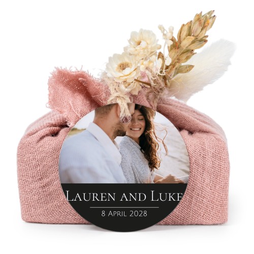 Lot de 6 savons avec emballage en coton rose et étiquettes rondes Lot de 6 savons avec emballage en coton rose et étiquettes rondes