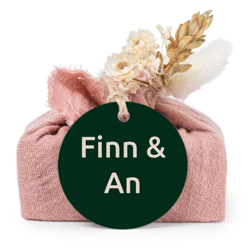 Pink cotton wrapped soaps with round label (6 pcs)