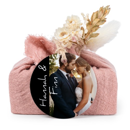 Lot de 6 savons avec emballage en coton rose et étiquettes rondes